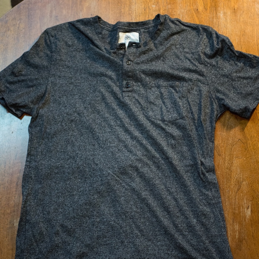 ONTHEBYAS BLACK charcoal shirt Mens Medium